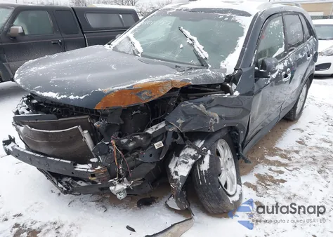 2013 Kia Sorento Lx z USA, uszkodzony, nr VIN 5XYKT4A64DG402288